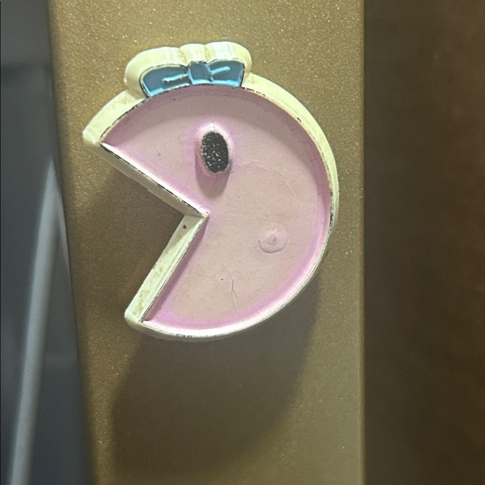Vintage Ms. PAC Man Magnet